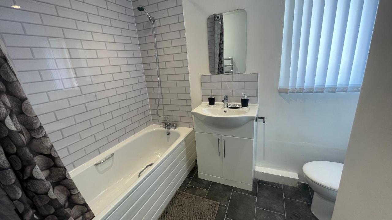 Ryan Air I Bnb - Lfc Apartments Λίβερπουλ Εξωτερικό φωτογραφία